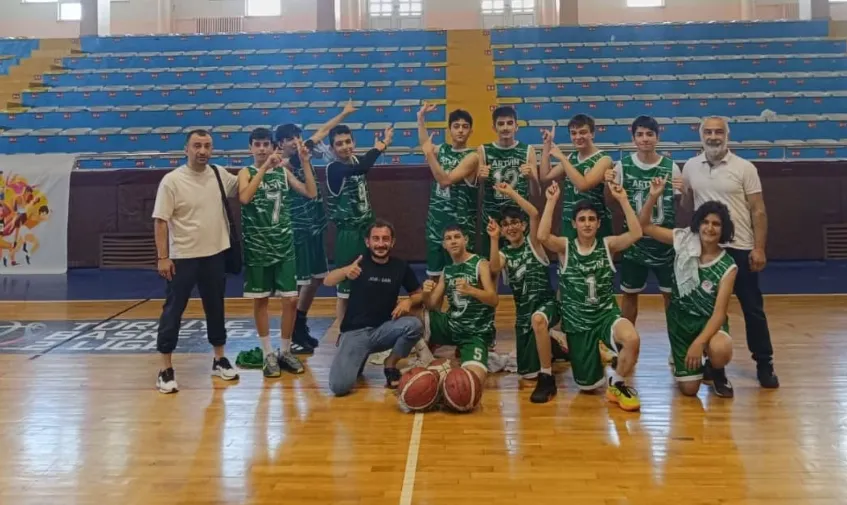 Artvin ANALİG Basketbol Erkek Takımı Grup Birincisi Oldu!