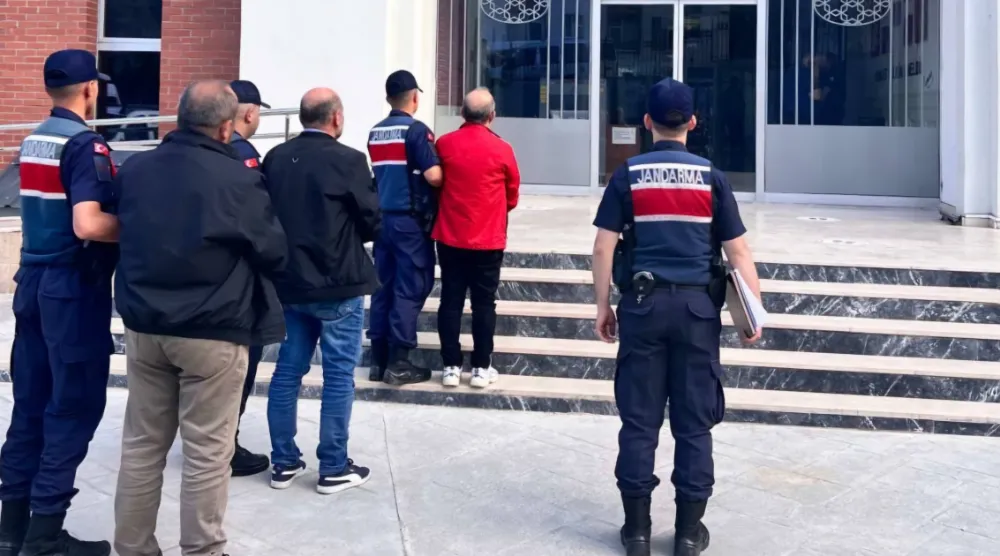 Artvin’de Göçmen Kaçakçılığına Geçit Yok: 4 Düzensiz Göçmen Yakalandı, 3 Organizatör Tutuklandı