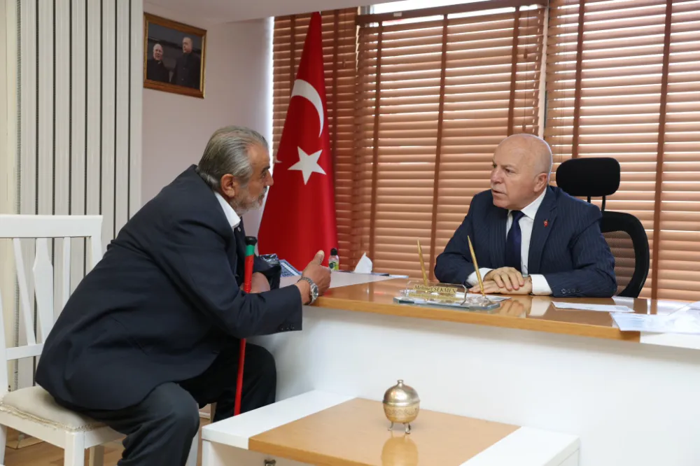 Erzurum Belediye Başkanı, vatandaşlarla buluşarak görüşlerini dinliyor 