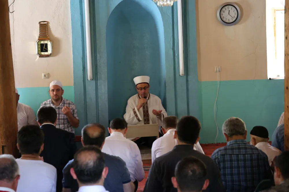 Artvin Valisi Ergün, 15 Temmuz Anma Etkinliğinde Şehitleri Andı ve Birlik Vurgusu Yaptı