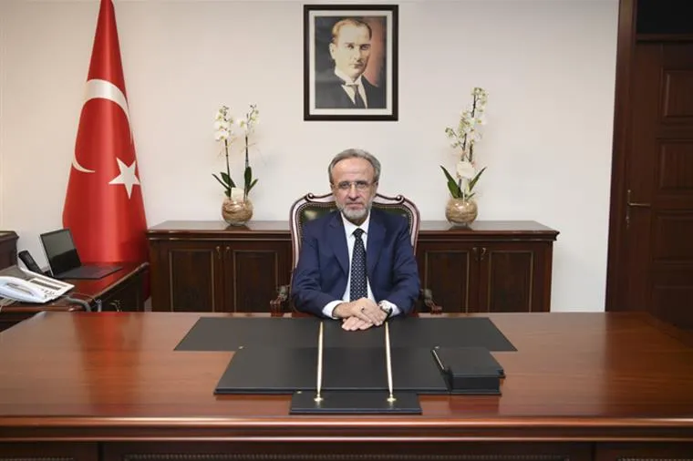 Rizeli Prof. Dr. İbrahim Hilmi Karslı Diyanet İşleri Başkanlığına Aday Gösteriliyor Mu?