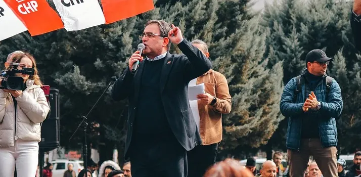Çay Üreticisinin Sorunlarının Temel Kaynağı: AKP İktidarı, Saltuk Deniz Diyor