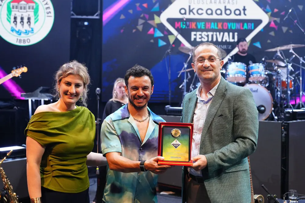 KÜLTÜRÜN, SANATIN VE KARDEŞLİĞİN ŞEHRİ AKÇAABAT’TA FESTİVAL COŞKUSU DEVAM EDİYOR