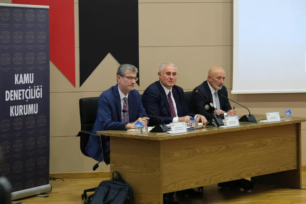 Recep Tayyip Erdoğan Üniversitesi’nde Ombudsman Konferansı Yoğun İlgi Gördü