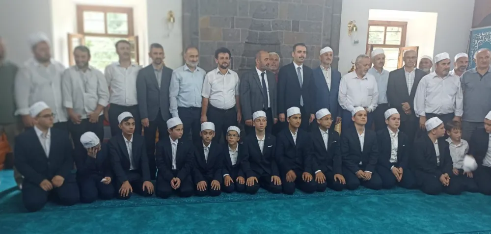 Akçaabat’ta 31 Hafız İçin Gurur Günü: İcazet Merasimi Coşkuyla Gerçekleştirildi