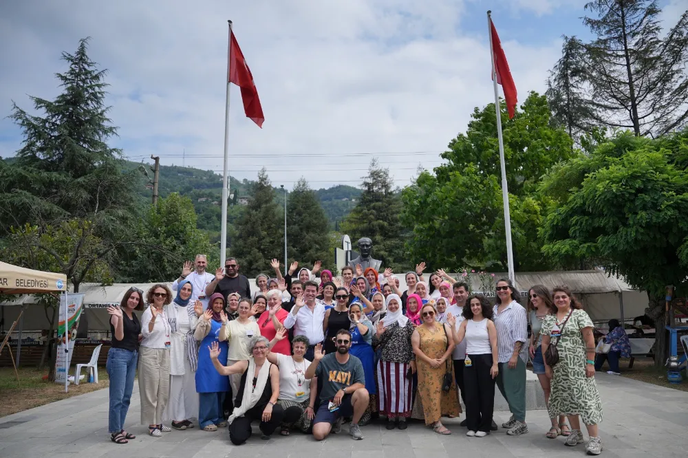 GELENEKTEN GELECEĞE YÖRESEL LEZZETLER AKOLUK KÖY PAZARI’NDA BULUŞTU