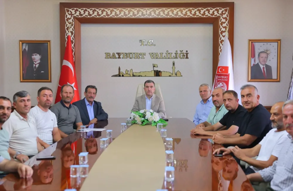 Bayburt Valisi Eldivan
