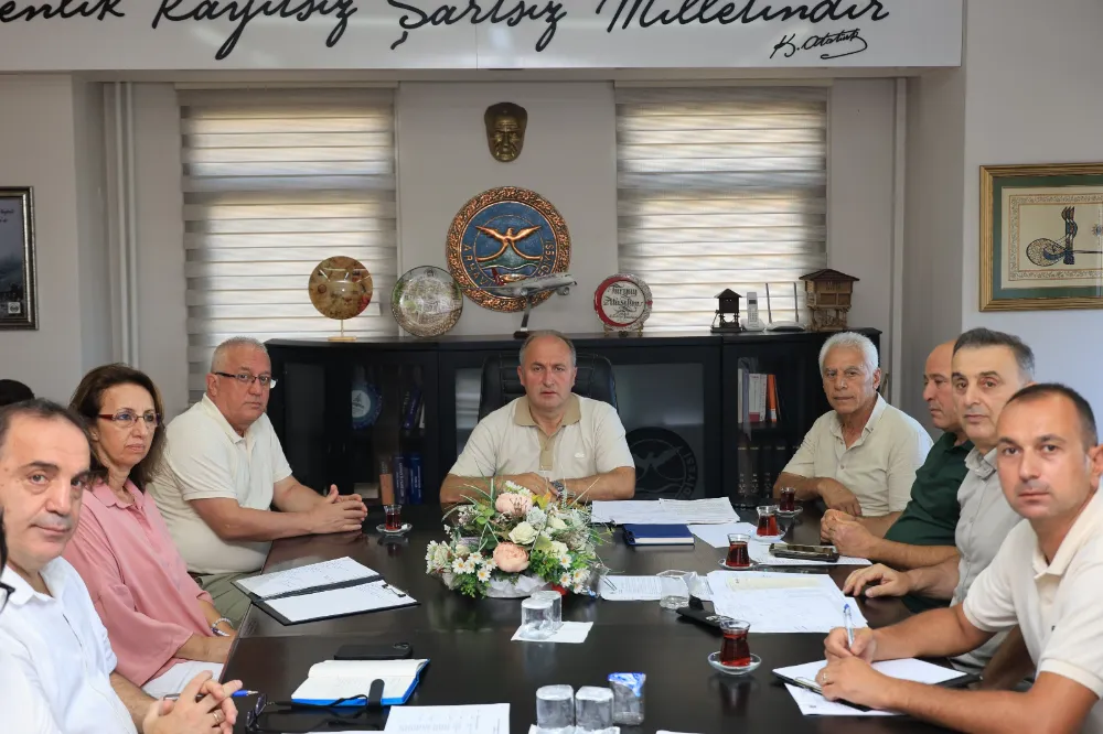 Arhavi Belediyesi, Gelecek Projelerini Değerlendirdi: Hizmet Kalitesi İçin Strateji Belirlendi