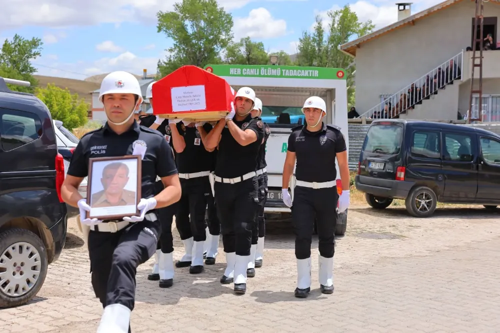 Bayburt’ta Görevli Bekçi Dursun Ali Çolak Son Yolculuğuna Uğurlandı