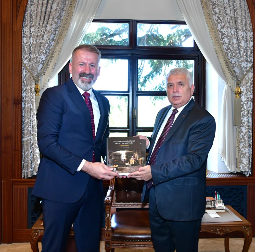 Trabzon Mutfağına Dair Gelenekten Geleceğe Kitabı Vali Yıldırım