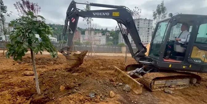 Pazar Kaymakamı Hamza İnam, Millet Bahçesi ve Yürüyüş Yolu Projesini Denetledi