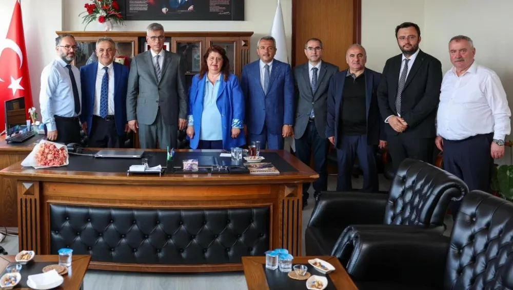 Rizeli Bakan Prof. Dr. Kemal Memişoğlu, Diş Hekimliği Fakültesi’ni Ziyaret Etti