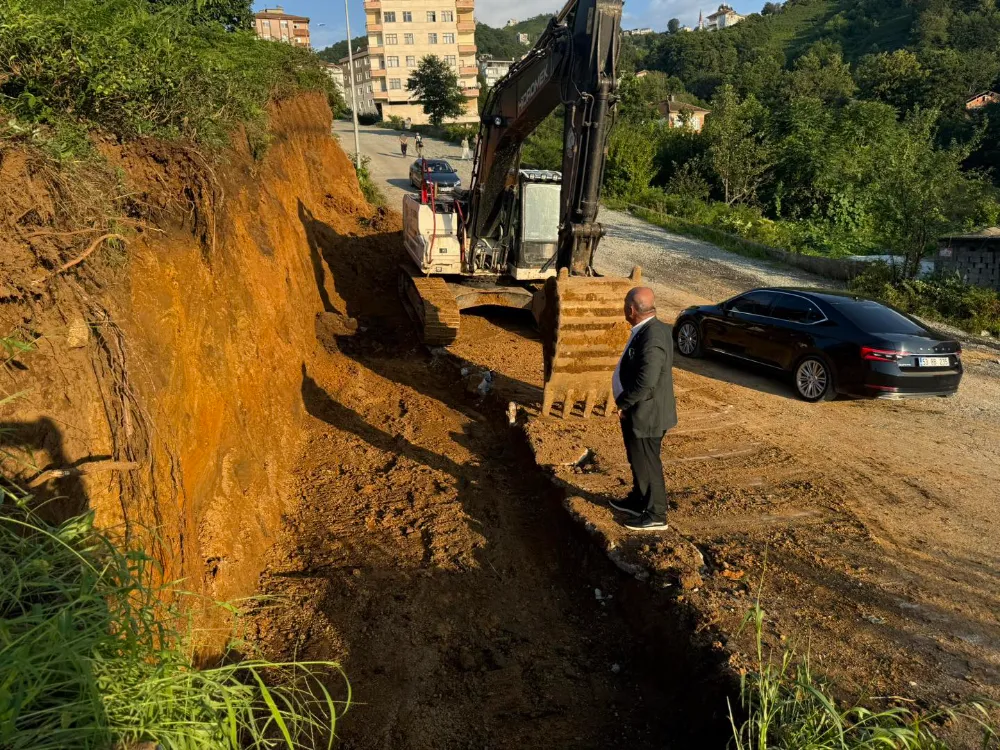 Çayeli Belediye Başkanı Çiftçi, Mahallelerdeki Çalışmaları Denetledi