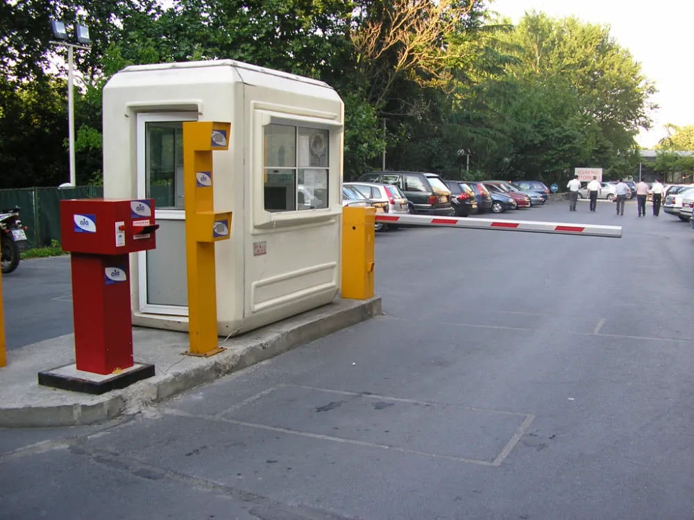 İspir’de Otopark Çilesi Büyüyor: Başkanın Sözleri Hâlâ Tutulmadı