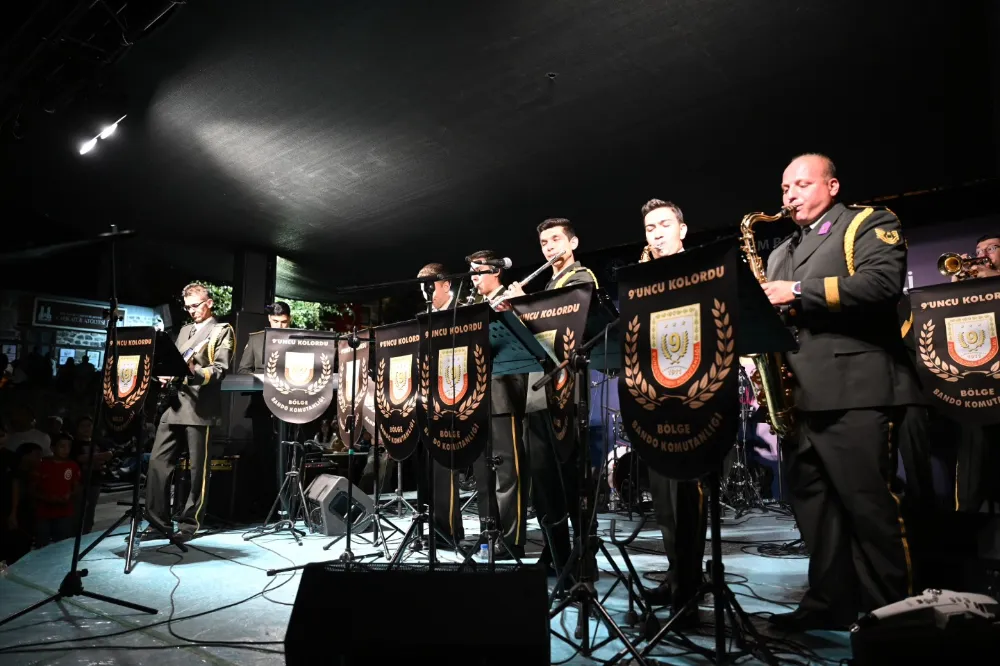Erzurum’da Kültür Yolu Festivali Konseri Büyük İlgi Gördü