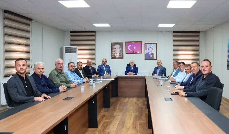 Rize Millet Bahçesi İçerisinde Yapımı Süren Camii İnşaatında İnceleme