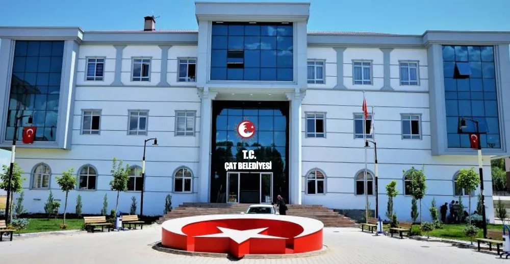 Çat Belediyesi: Şakir Kurt