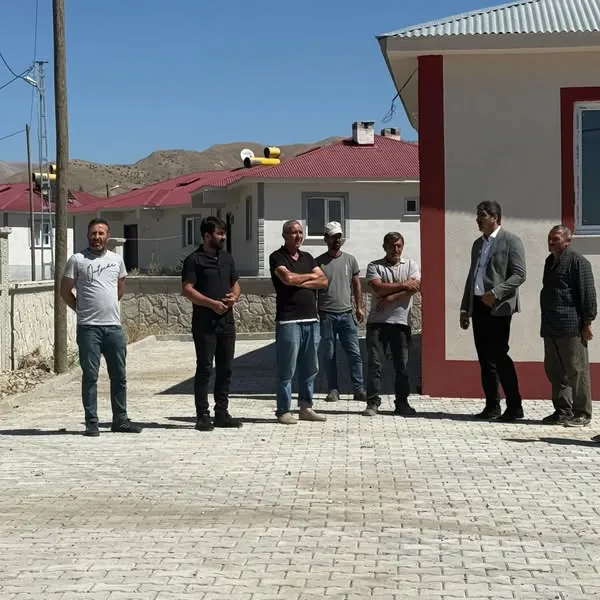 Aşkale Belediyesi, Büyükgeçit Mahallesi’ndeki Çalışmaları Yerinde İnceledi