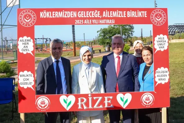 Bakan Mahinur Özdemir Göktaş Rize’de “Dijital Detoks Kampı”na Katıldı