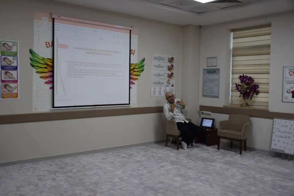 Bayburt Devlet Hastanesi’nde Gebelere Özel Ağız ve Diş Sağlığı Eğitimi Başladı
