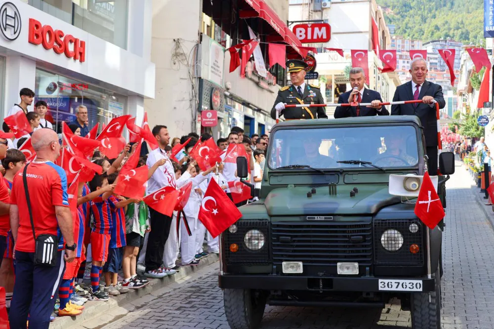 Artvin’de 30 Ağustos Zafer Bayramı 103. Yılında Gururla Kutlandı
