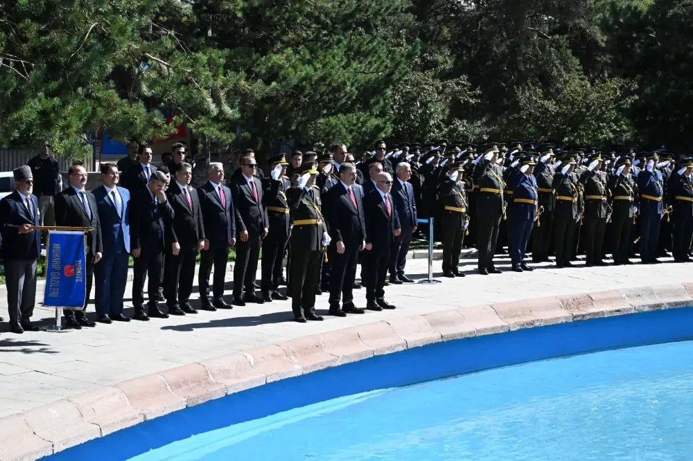 Erzurum’da 30 Ağustos Zafer Bayramı ve Türk Silahlı Kuvvetleri Günü Coşkuyla Kutlandı