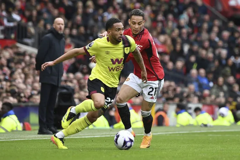 Şifresiz Manchester United Burnley Maçı Justin Tv Manchester United Burnley Maçı taraftarim24 izle