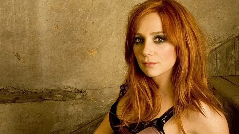 Aylin Aslım