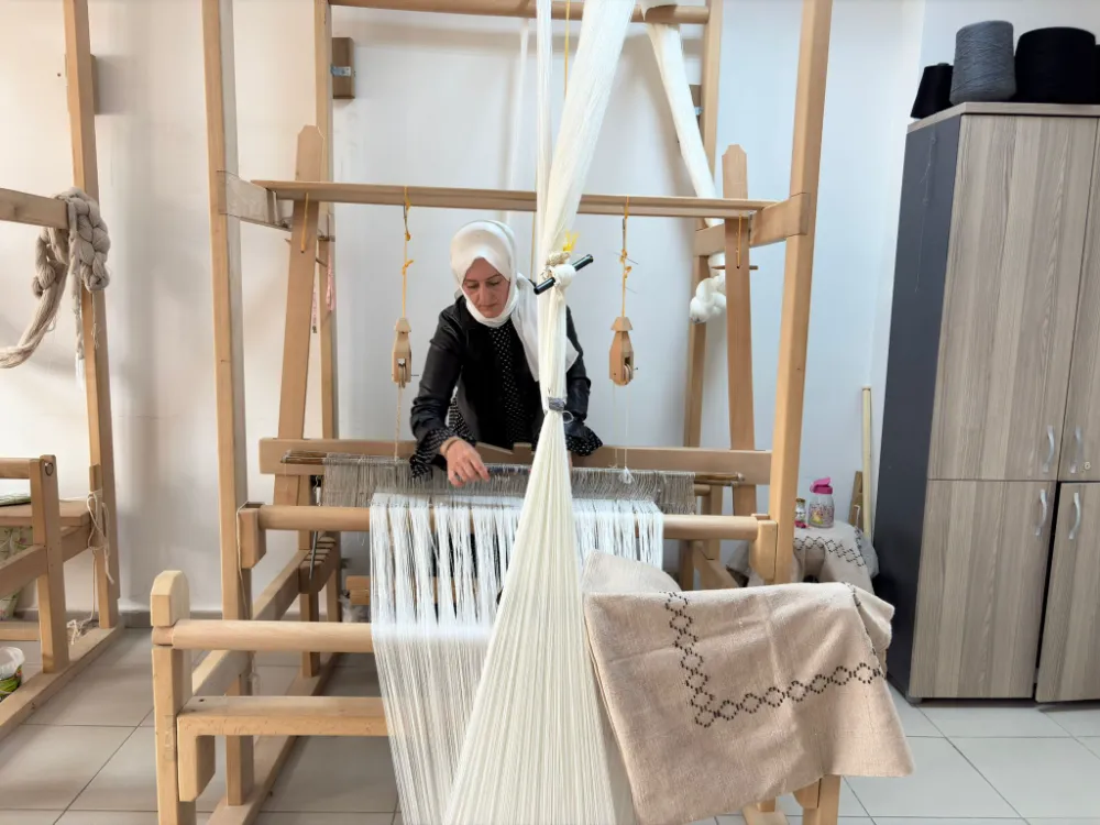 Gelenekten Geleceğe: Bayburt’ta Ehram ve Kilim Dokumacılığı Canlanıyor