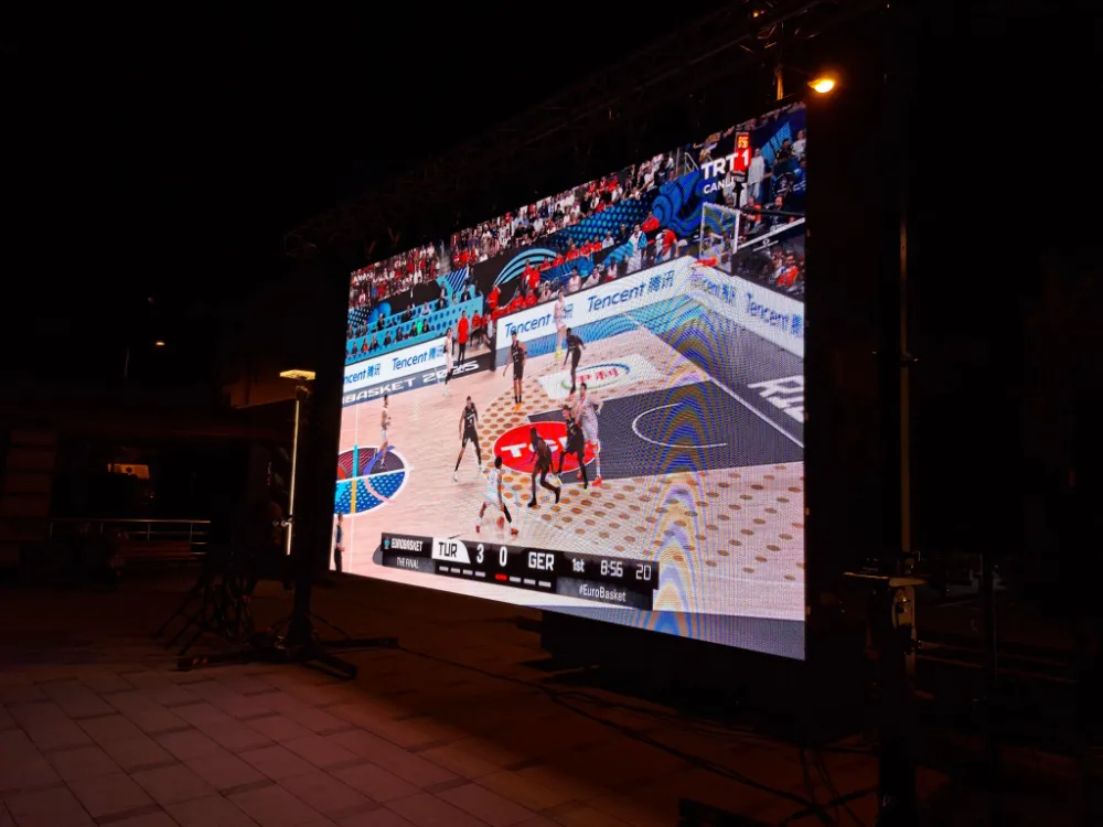 Teşekkürler 12 Dev Adam! A Millî Basketbol Takımı Final Heyecanını Bayburt’ta Yaşattı