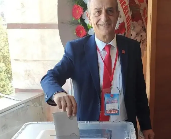 CHP Rize Merkez İlçe Başkanlığı’nda Necati Topaloğlu Yeniden Güven Tazeledi