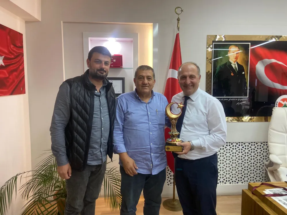 Başkan Ataselim, Hüseyin Altunbayrak’ı Makamında Ağırladı