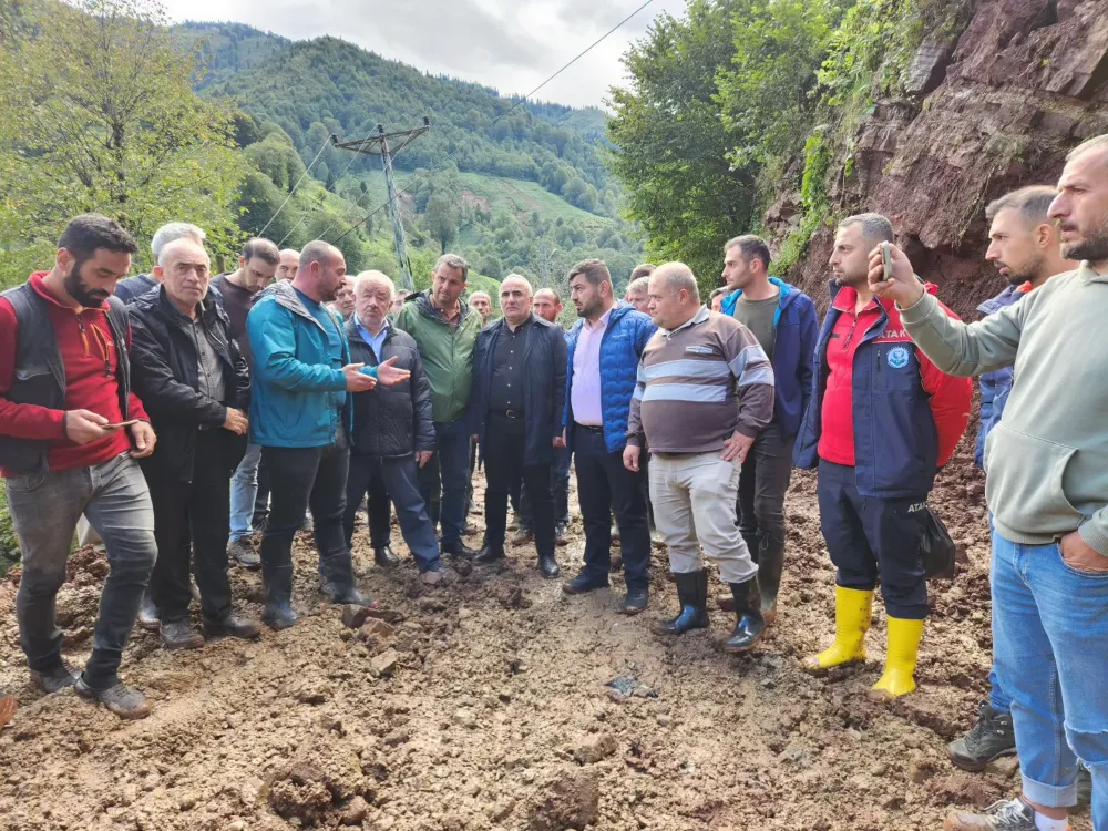 Eski Armutluk’ta Afet İncelemesi: Milletvekilleri ve Yetkililer Vatandaşlarla Buluştu
