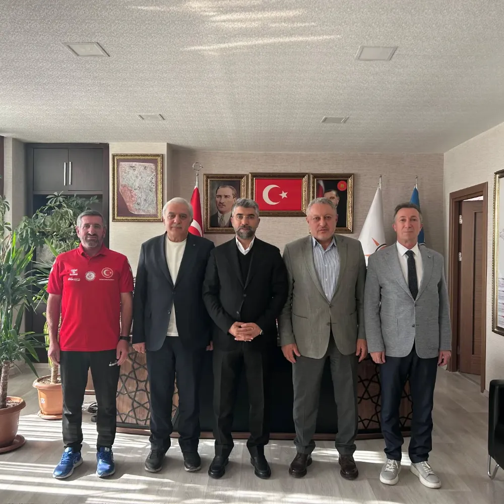 AK Parti Erzurum İl Başkanlığı’na Özel Ziyaretler Gerçekleşti