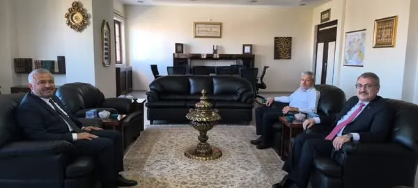 Muğla Kavaklıdere Belediye Başkanı Mehmet Demir’den Müftü Yaşar Çapçı’ya Hayırlı Olsun Ziyareti