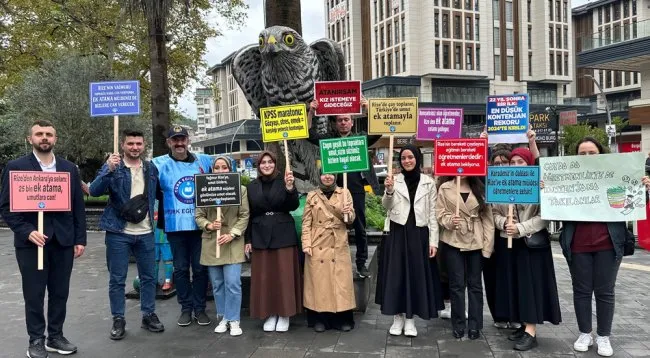 Rize’de Atanamayan Öğretmenlerden Ek Atama Talebi
