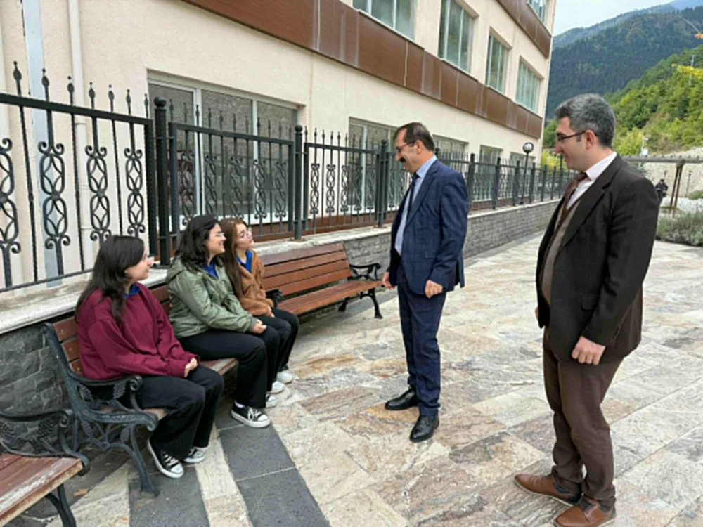 Kazım Karabekir Anadolu Lisesine Sabah Ziyaretiyle Eğitim Denetimi Yapıldı