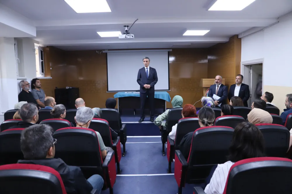 2025-2026 Eğitim Yılı İlçe Zümre Başkanları Toplantısı Bayburt’ta Yapıldı