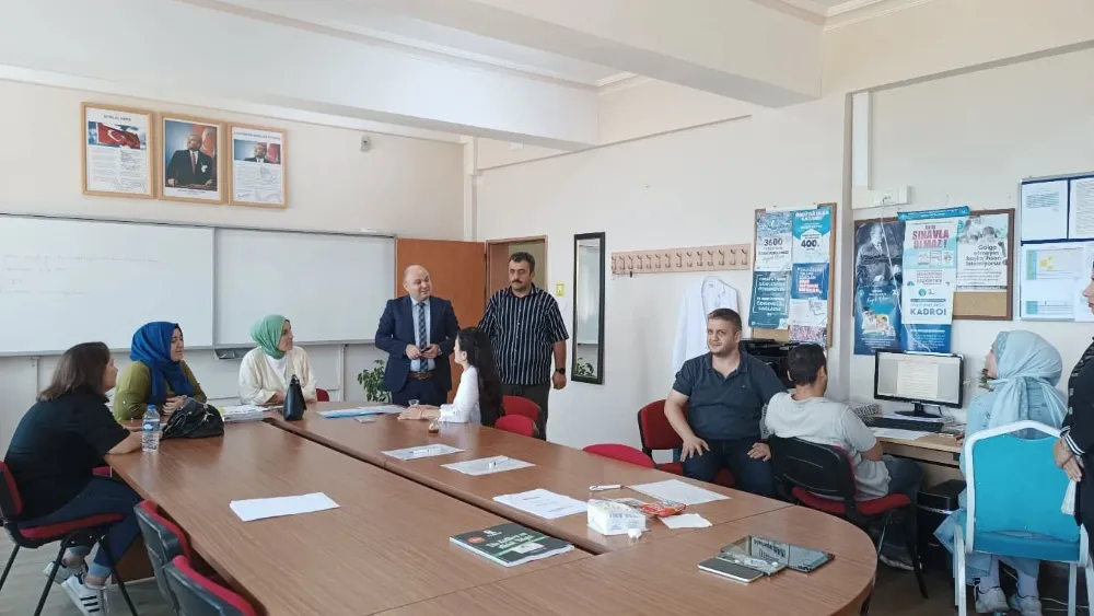 İyidere’de 2025-2026 Eğitim-Öğretim Yılı Öncesi Zümre Öğretmenler Kurulu Toplantıları Gerçekleştirildi