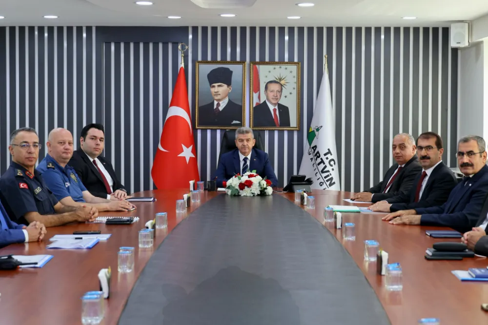 Artvin’de 2025-2026 Eğitim-Öğretim Yılı Okul Güvenliği Toplantısı Yapıldı