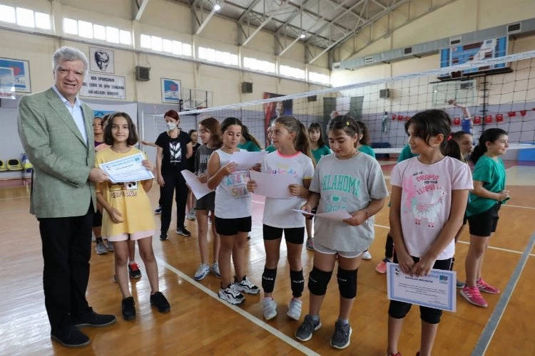 Genç sporcular İzmir Narlıdere