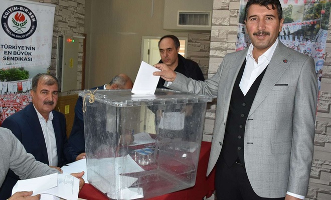 ​Eğitim-Bir-Sen Bitlis Şubesinin 4. Olağan Kongresi yapıldı