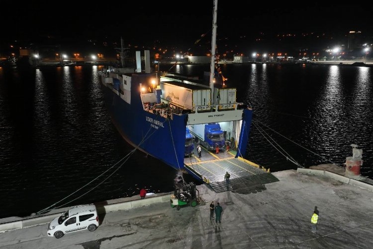 Ünye Limanı dünyaya açıldı! İlk sevkiyat Rusya