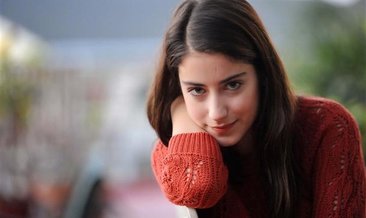 Hazal Kaya Kimdir? Ünlü Oyuncu Hazal Kaya Kimdir? Kaç Yaşında, Nereli?