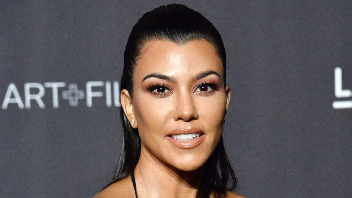 Kourtney Kardashian Kimdir? Ünlü Magazin Yıldızı Kourtney Kardashian Kimdir? Kaç Yaşında, Nereli?