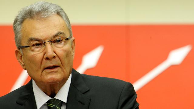 CHP Eski Genel Başkanı Deniz Baykal Yaşamını Yitirdi!