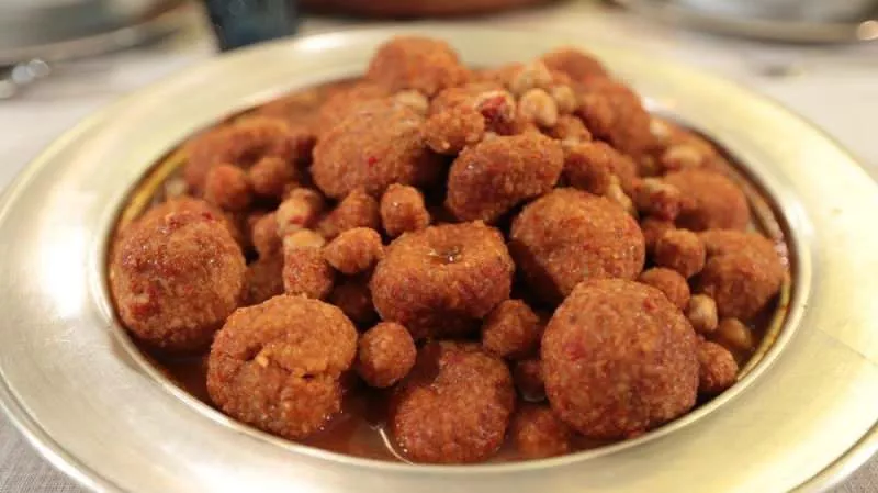 Analı kızlı çorbası Nasıl Yapılır? Analı kızlı çorbası Tarifi... Analı kızlı çorbası Malzemeleri Nelerdir?