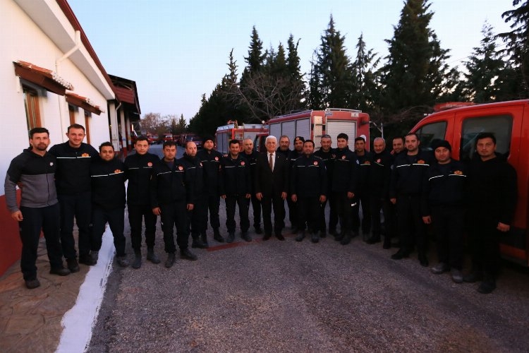 Deprem kahramanları anlattı: Cehennem çukurundan kurtarmanın mutluluğu anlatılamaz