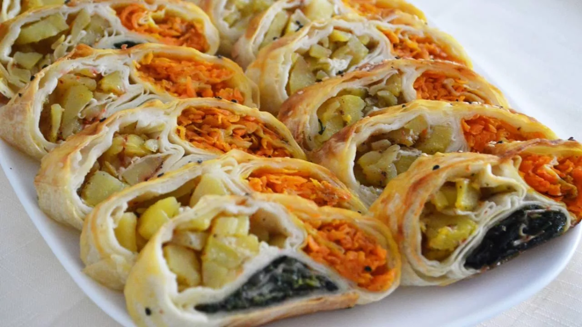 Sebzeli Börek Nasıl Yapılır? Sebzeli Börek Tarifi... Sebzeli Börek Malzemeleri Nelerdir?