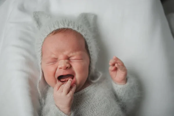 Ağlayan Bebek Nasıl Sakinleştirilmeli? Ağlayan Bebeği Sakinleştirme Yöntemi...